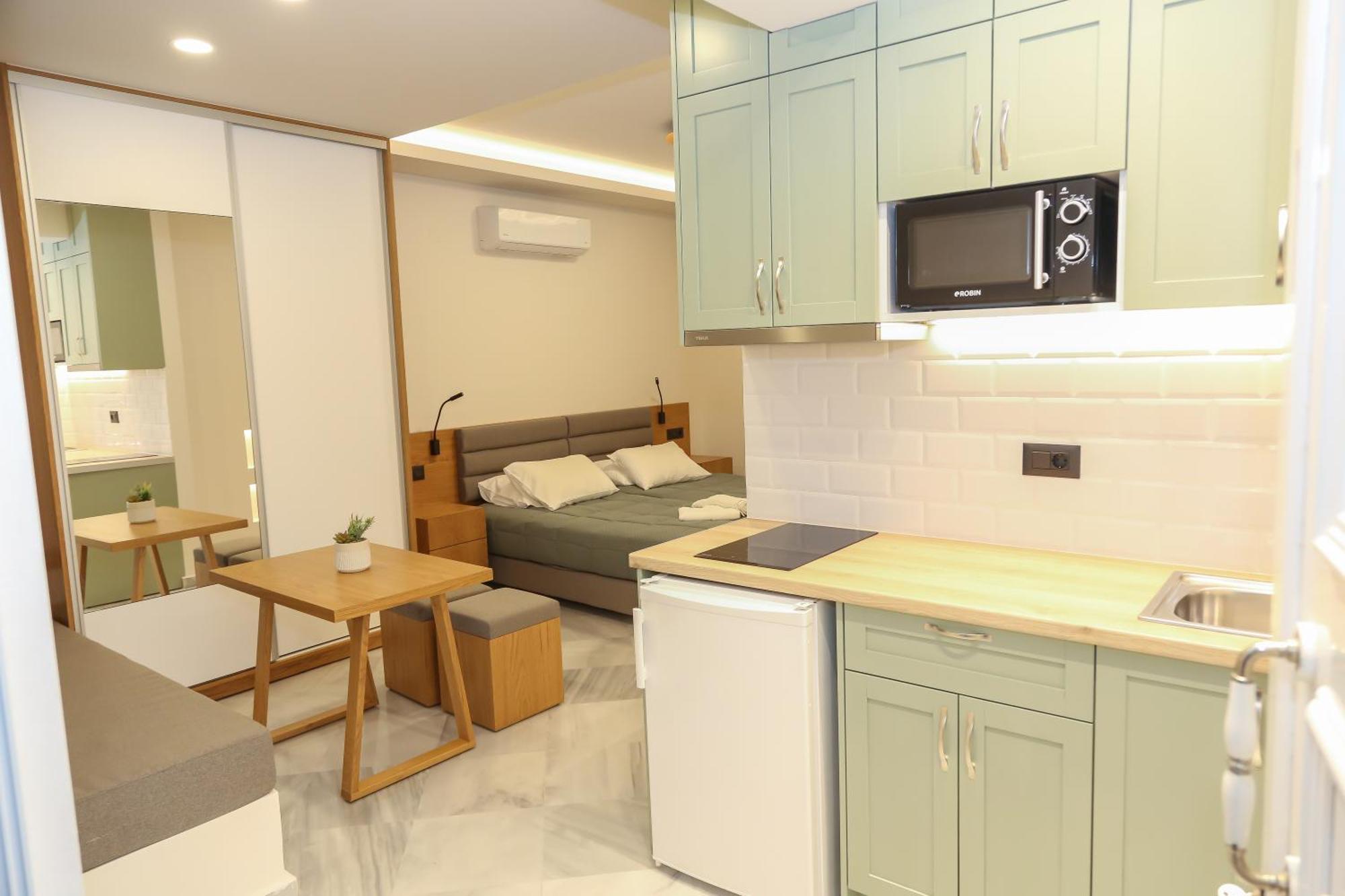 Heaven Apartments Agia Marina  ภายนอก รูปภาพ